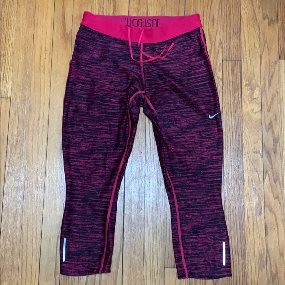 💗Nike Dri-fit workout capris, mid calf length💗